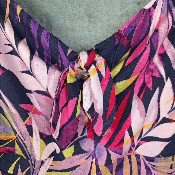 Torrid Top 3X Babydoll Tie‎ Front Off Shoulder Floral Summer Super Soft Knit NWT - Picture 3 of 10